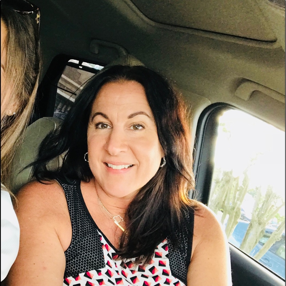 Meet your Posher, Gina
